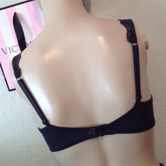 Very sexy black lace bra with wide straps - Picture 5 of 6